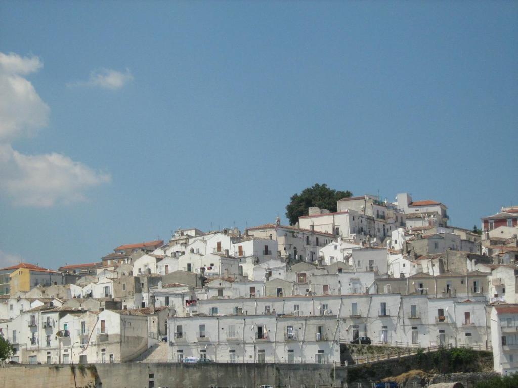 Hotel Santangelo Monte SantʼAngelo Екстериор снимка