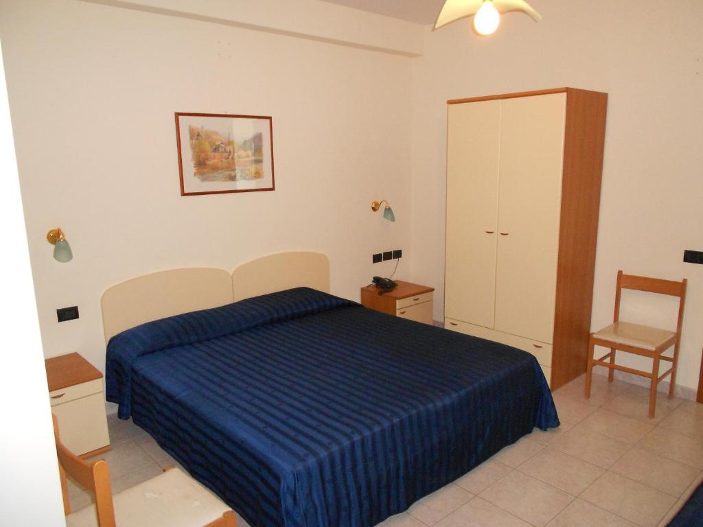 Hotel Santangelo Monte SantʼAngelo Стая снимка