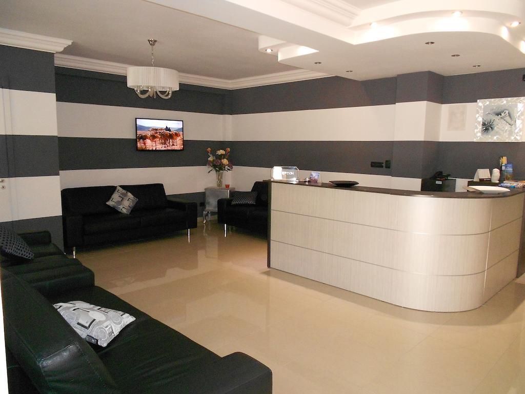 Hotel Santangelo Monte SantʼAngelo Екстериор снимка